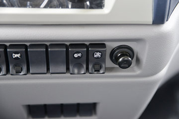 �������ó� ���VR 195���� 4X2 ѹ��ʽ������(������)(CL5161ZYS6AHQ)ͼƬ