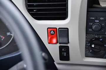 �������ó� ���VR 195���� 4X2 ѹ��ʽ������(������)(CL5161ZYS6AHQ)ͼƬ