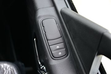 �������ó� ���KR ��ҫ�� 260���� 4X2 6.8�������ػ���(����)ͼƬ