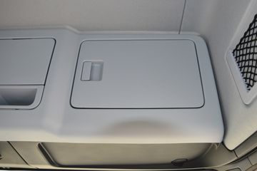 �������ó� ���KR ��ҫ�� 260���� 4X2 6.8�������ػ���(����)ͼƬ