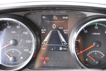 �������ó� ���KR ��ҫ�� 260���� 4X2 6.8�������ػ���(����)ͼƬ