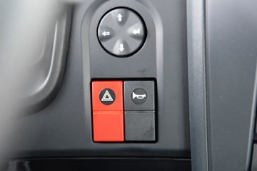 �������ó� ���KR ��ҫ�� 260���� 4X2 6.8�������ػ���(����)ͼƬ