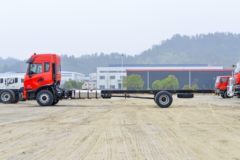 东风商用车 天锦KR 星耀版 260马力 4X2 9.8米厢式载货车(国六)