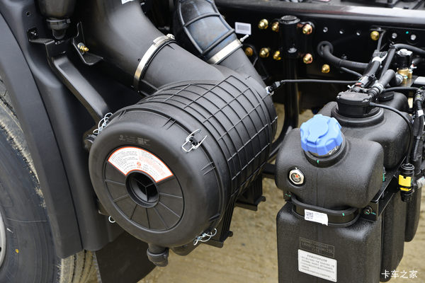 许昌风神优惠季 天锦KR 星耀版 260马力 4X2 9.8米厢