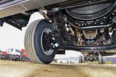 东风商用车 天锦KR 星耀版 260马力 4X2 9.8米厢式载货车(国六)