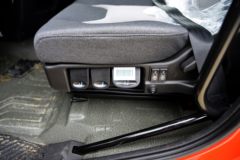 东风商用车 天锦KR 星耀版 260马力 4X2 9.8米厢式载货车(国六)