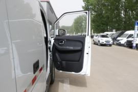 E路顺&nbsp;电动封闭厢货驾驶室图片