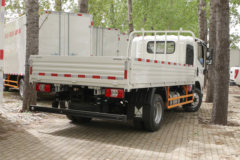 江铃 凯运+ 宽体 146马力 4.2米单排栏板轻卡(法士特8档)(JX1049TGA26) 江铃 凯运+ 宽体 146马力 4.2米单排栏板轻卡(法士特8档)(JX1049TGA26)