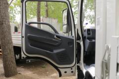 江铃 凯运+ 宽体 146马力 4.2米单排栏板轻卡(法士特8档)(JX1049TGA26) 江铃 凯运+ 宽体 146马力 4.2米单排栏板轻卡(法士特8档)(JX1049TGA26)