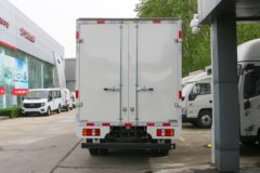 江铃 凯运+ 中窄体 129马力 4.2米单排厢式轻卡(国六)(JX5040XXYTGB26)