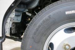 江铃 凯运+ 中窄体 129马力 4.2米单排厢式轻卡(国六)(JX5040XXYTGB26)