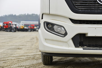 �������ó� ���KR 190���� 4X2 �����жʽ������(������)(ZQZ5121ZXXD6)ͼƬ