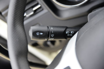 �������ó� ���KR 190���� 4X2 �����жʽ������(������)(ZQZ5121ZXXD6)ͼƬ