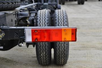 �������ó� ���KR 190���� 4X2 �����жʽ������(������)(ZQZ5121ZXXD6)ͼƬ