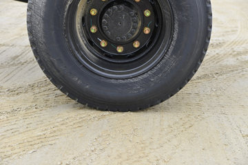 �������ó� ���KR 190���� 4X2 �����жʽ������(������)(ZQZ5121ZXXD6)ͼƬ