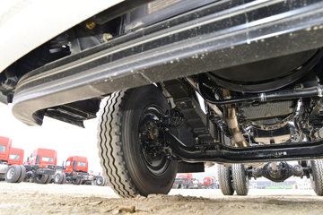 �������ó� ���KR 190���� 4X2 �����жʽ������(������)(ZQZ5121ZXXD6)ͼƬ