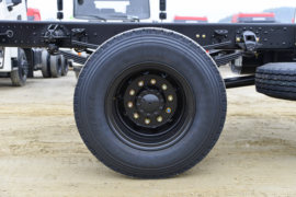 东风商用车底盘&nbsp;泵车底盘                                                图片