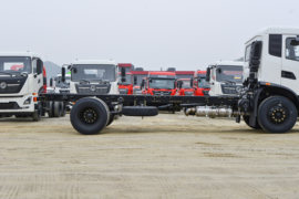 东风商用车底盘&nbsp;泵车底盘                                                图片