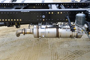 �������ó� ���KR ��ҫ�� 245���� 4X2 6.2�������ػ���(����)ͼƬ