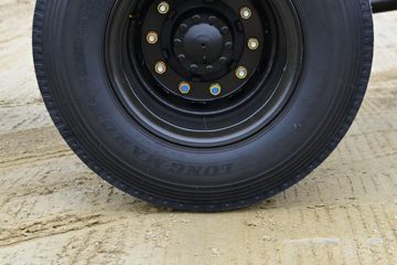 �������ó� ���KR ��ҫ�� 245���� 4X2 6.2�������ػ���(����)ͼƬ