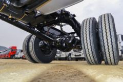 东风商用车 天锦KR 星耀版 245马力 4X2 6.2米栏板载货车(国六)