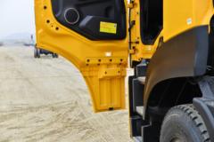 东风商用车 天龙KL 290马力 6X4 吸污车(程力威牌)(CLW5250GXWD6)