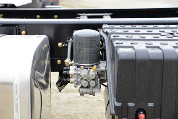 �������ó� ����KC 340���� 6X4 8.5���泵��(DFH5250JSQAX7A)ͼƬ