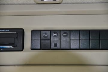 �������ó� ����KC�ؿ� ������ 350���� 8X4 6����ж��(����)ͼƬ