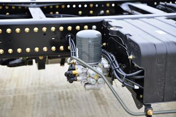 �������ó� ���KR PLUS 300���� 4X2 6.8�������ػ���(�߶�����)ͼƬ