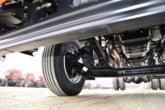 东风商用车 天锦KR PLUS 300马力 4X2 6.8米栏板载货车(高顶三卧)