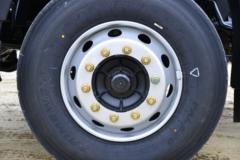 东风商用车 天锦KR PLUS 300马力 6X2 9.8米栏板载货车(国六)(高顶双卧)