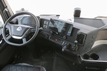 �й����� �ǵ¿�SITRAK G7S�ؿ� �ݻ��� 540���� 6X4 AMT�Զ���ǣ����(����)ͼƬ