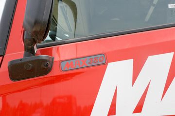 �й����� HOWO MAX 350���� 6X2 9.6��AMT�Զ��������ػ���(ZZ1257N54CKF1)ͼƬ