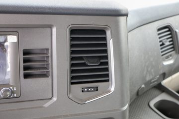 �й����� HOWO MAX 350���� 6X2 9.6��AMT�Զ��������ػ���(ZZ1257N54CKF1)ͼƬ