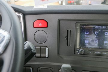 �й����� HOWO MAX 350���� 6X2 9.6��AMT�Զ��������ػ���(ZZ1257N54CKF1)ͼƬ