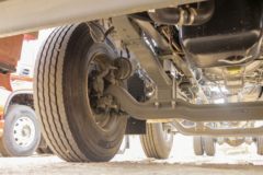 中国重汽 HOWO MAX 350马力 6X2 9.6米AMT自动档栏板载货车(ZZ1257N54CKF1)