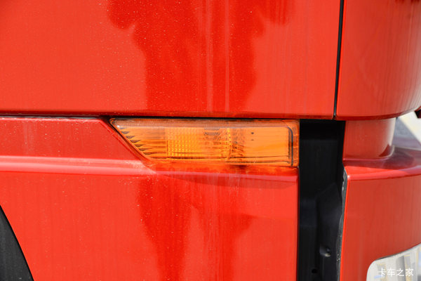 惊喜不断,降0.3万!东风天龙KL牵引车系列超值回馈