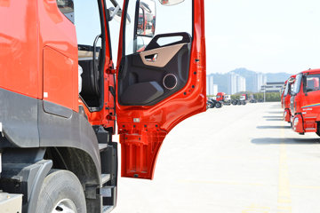 �������ó� ����KL�ؿ� ������ 465���� 6X4 ǣ����(����)(DFH4250D15)ͼƬ