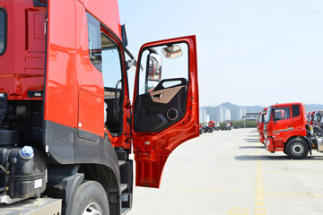 �������ó� ����KL�ؿ� ������ 465���� 6X4 ǣ����(����)(DFH4250D15)ͼƬ