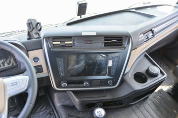 �������ó� ����KL�ؿ� ������ 465���� 6X4 ǣ����(����)(DFH4250D15)ͼƬ