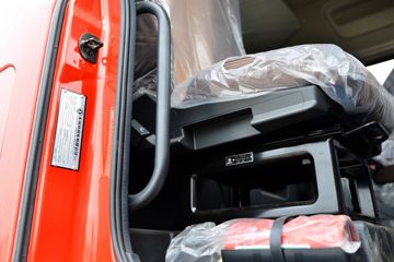 �������ó� �����콢KX ���߰� 520���� 8X4 9.4�������ػ���(����)ͼƬ