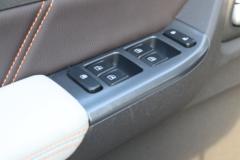 福田奥铃 智蓝EM 4.5T 3.17米双排纯电动栏板轻卡100.27kWh