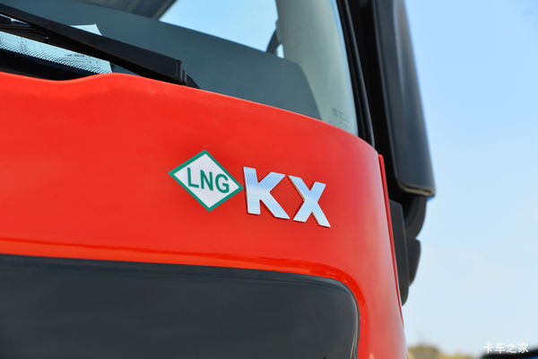 东风天龙旗舰KX促销活动火热进行中 优惠0.3万