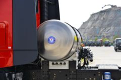 东风商用车 天龙旗舰KX 王者版 530马力 6X4 LNG牵引车(国六)(DFH4250D13) 东风商用车 天龙旗舰KX 王者版 530马力 6X4 LNG牵引车(国六)(DFH4250D13)