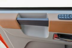 东风商用车 天龙旗舰KX 王者版 600马力 6X4 牵引车(国六)(速比3.42)(带液缓)