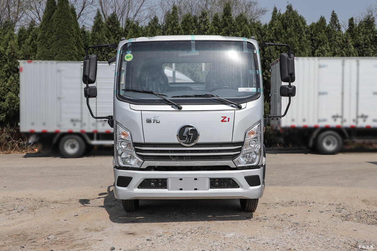 陕汽轻卡 德龙Z1 超级轻量化型 160马力 3.85米排半栏板轻卡