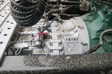 �ൺ��� JH5 500���� 6X4 ǣ����(CA4251P2K15T1E6A80)ͼƬ