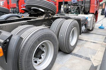 �ൺ��� JH5 500���� 6X4 ǣ����(CA4251P2K15T1E6A80)ͼƬ