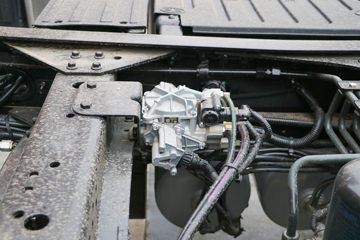 �ൺ��� JH5 500���� 6X4 ǣ����(CA4251P2K15T1E6A80)ͼƬ