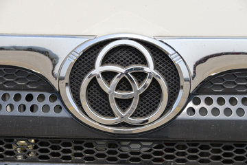 ����ʮͨ ��� 245���� 4X4 4.5����ж��(STQ2186L07Y3E6)ͼƬ